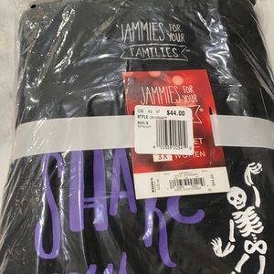 Ladies Halloween pajamas 3X